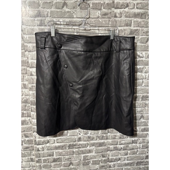 Faux Leather Mini Skirt - Picture 1 of 3